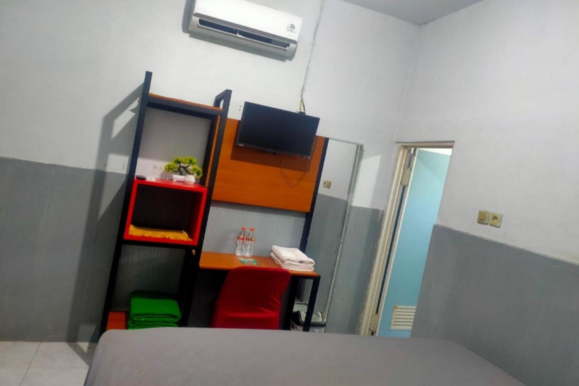 Oyo 91179 Hotel Lagalleria Sumenep Εξωτερικό φωτογραφία