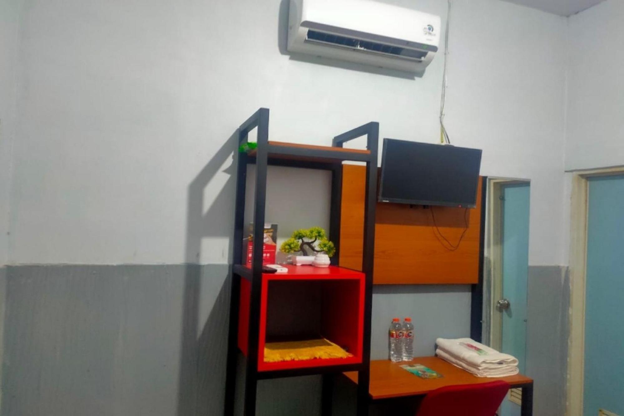 Oyo 91179 Hotel Lagalleria Sumenep Εξωτερικό φωτογραφία